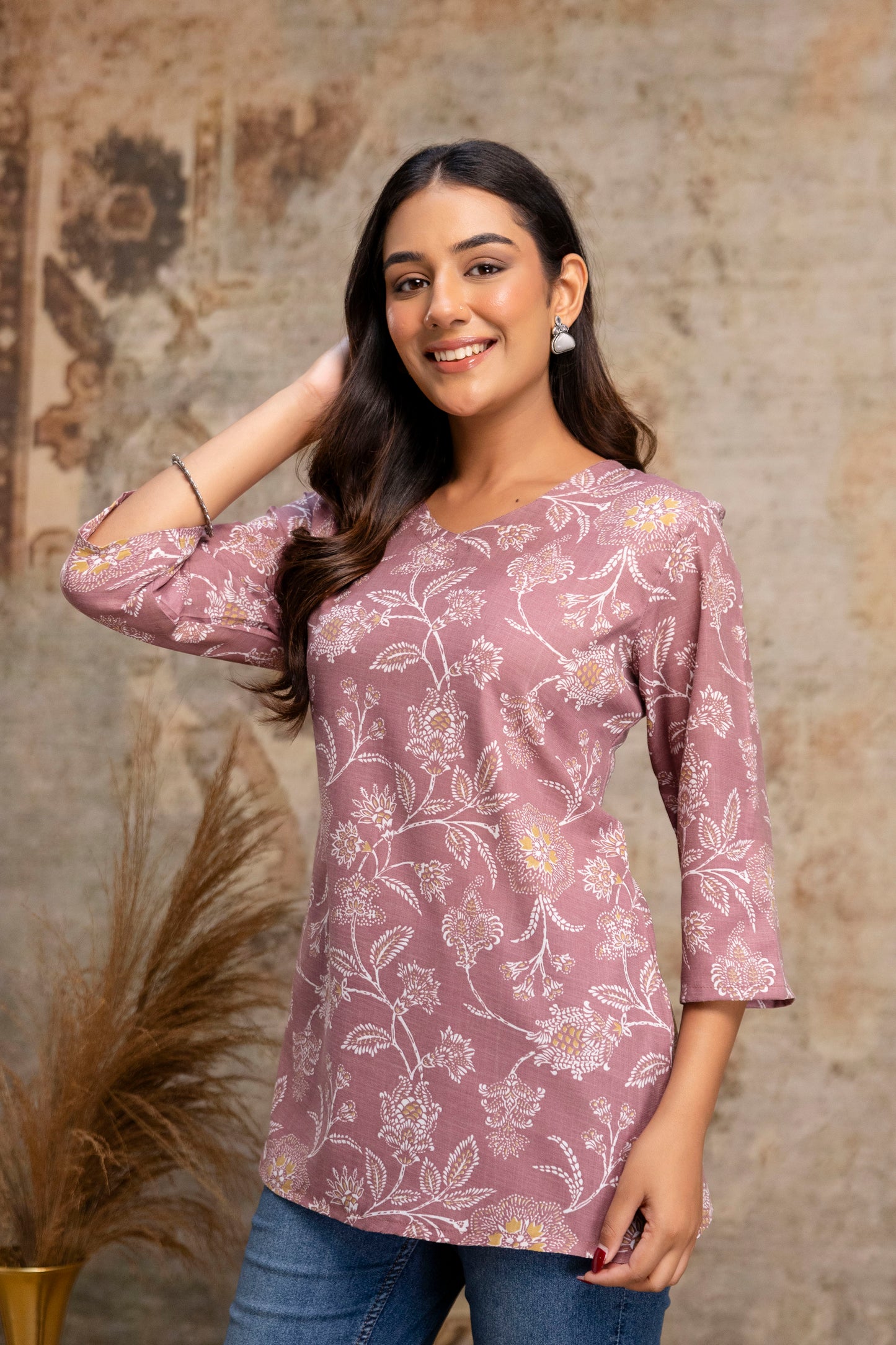Lievva Women's Mauve Floral Printed Cotton Blend Kurti Top