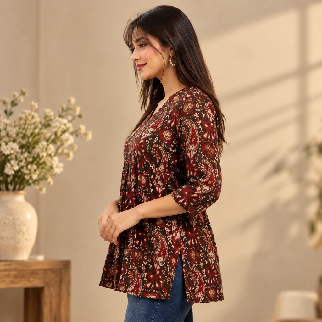 A RED & GREEN KURTI COMBO